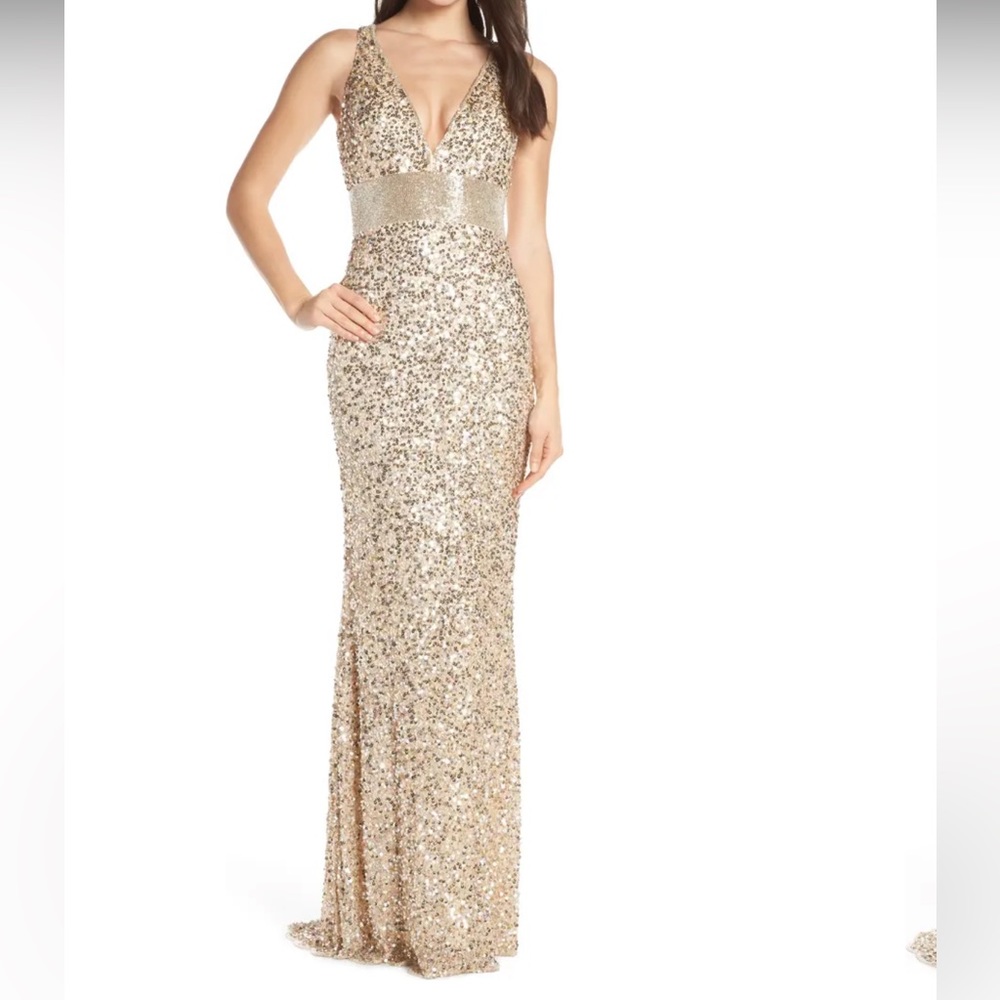 Mac Duggal - Sequin Nude/Gold Gown - Size 16